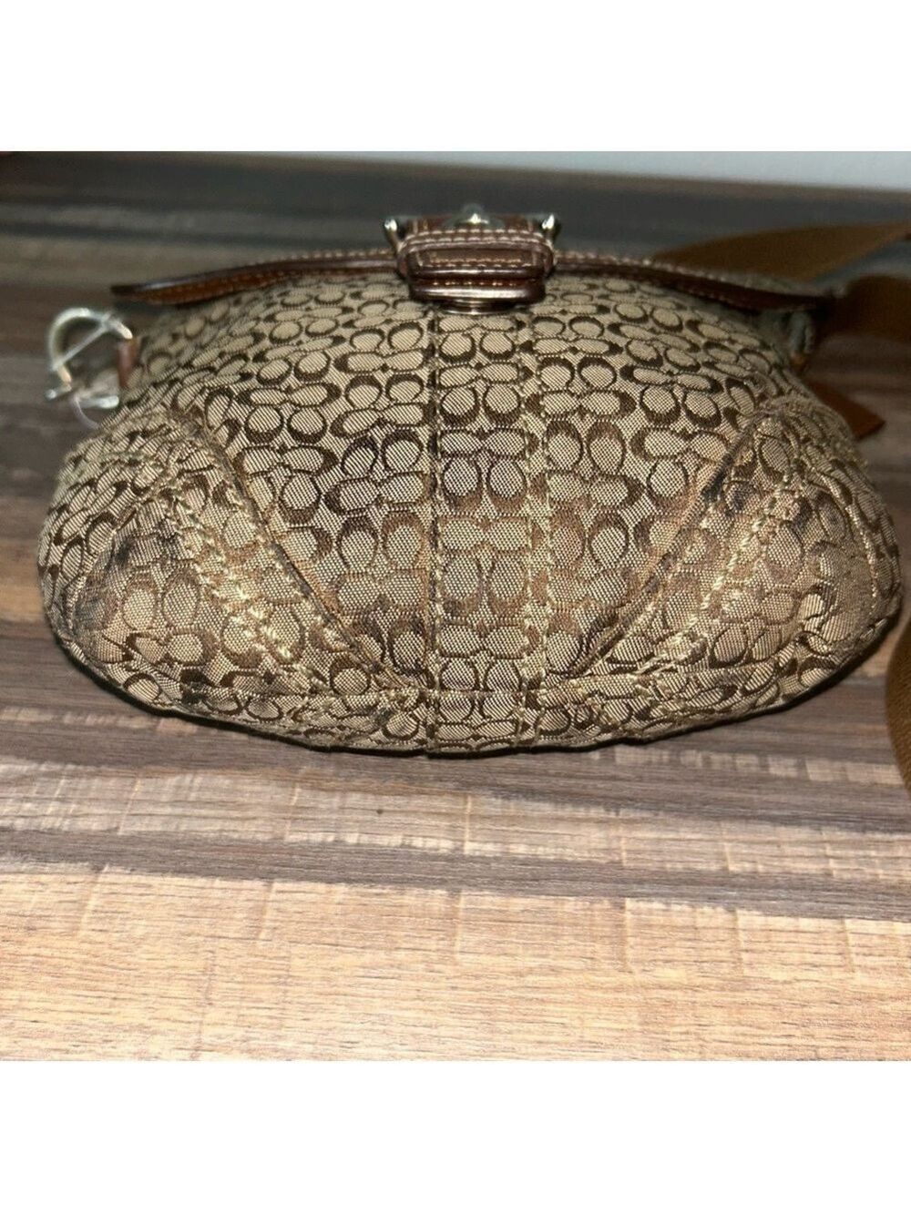 Y2K Coach Mini Signature Jacquard Convertible Bag – Brown/Tan – Preowned - Picture 4 of 6